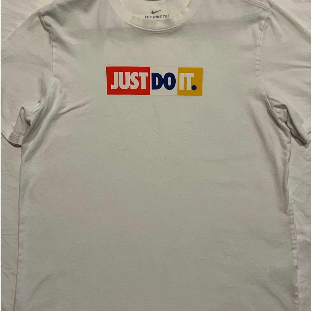 Nike t-shirt